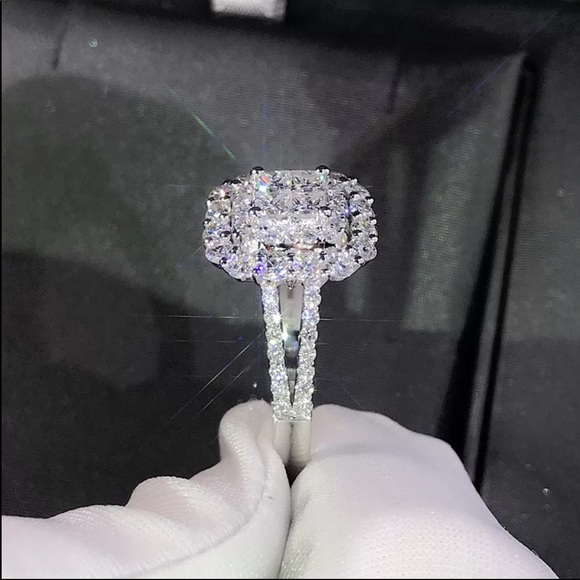 New Luxury 925 Silver Engagement Diamond Ring - Picture 3 of 6